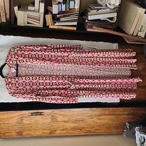 This is a lularoe sarah